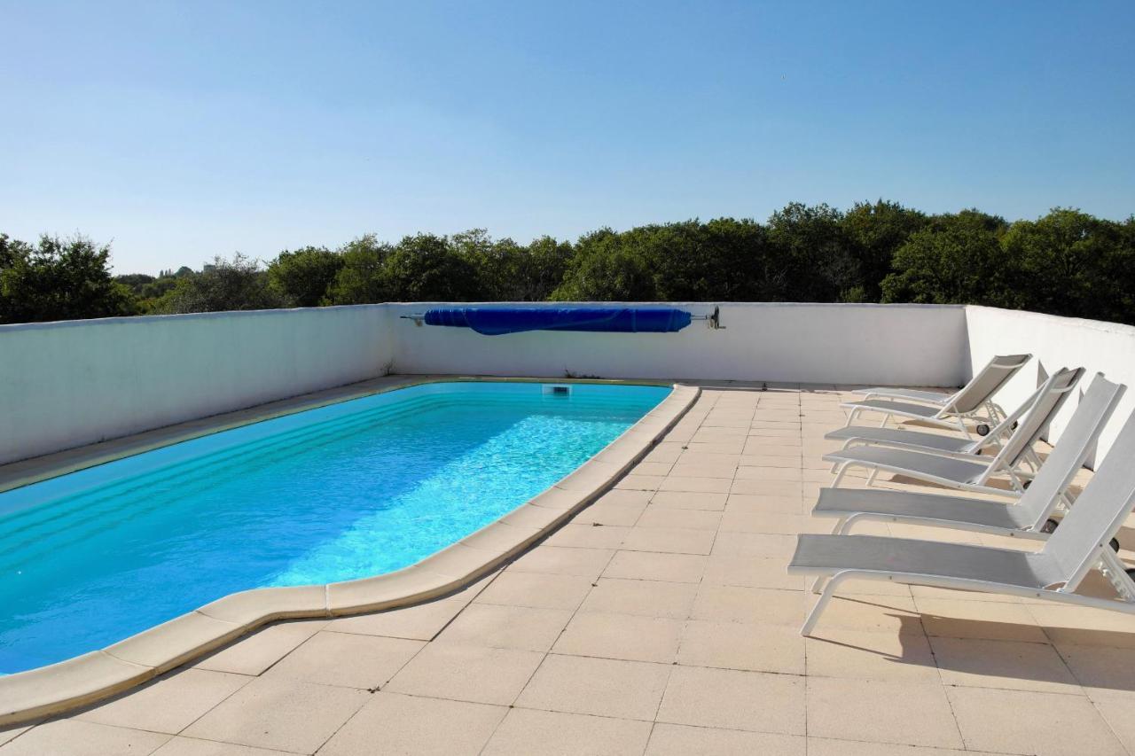 Maison Pour 4 A La Campagne Avec Piscine Commequiers Exteriér fotografie
